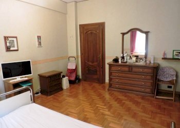 Camera 2 - Three-room apartment via Matteo Vinzoni, 4, Genova (neighborhood Sampierdarena) - photo 12