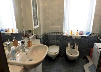 Bagno - Trilocale via Matteo Vinzoni, 4, Genova (zona Sampierdarena) - foto 23