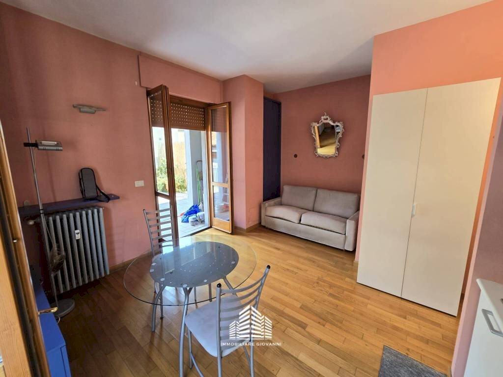 cucina - Appartamento via Giuseppe Mazzini, 3, Alba - foto 2