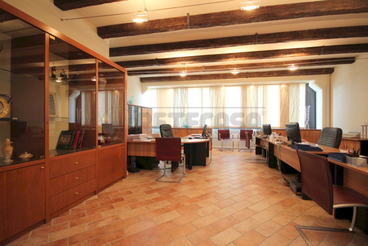 IMG_0049.JPG - Ufficio Camisano Vicentino - foto 2