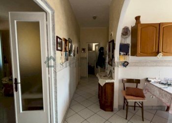 ingresso - Appartamento Via Alcide De Gasperi 4, Sannicandro di Bari - foto 2