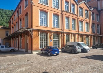 20240702_095557.jpg - Locale Commerciale PIAZZA PRIMO VEZZULLI 5, Roè Volciano - foto 3