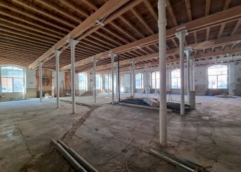 20240702_092910.jpg - Locale Commerciale PIAZZA PRIMO VEZZULLI 5, Roè Volciano - foto 12