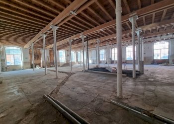 20240702_092912.jpg - Locale Commerciale PIAZZA PRIMO VEZZULLI 5, Roè Volciano - foto 14