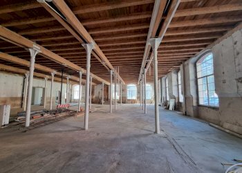 20240702_093242.jpg - Locale Commerciale PIAZZA PRIMO VEZZULLI 5, Roè Volciano - foto 18