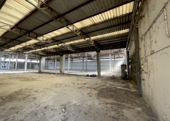 IMG_3315.jpeg - Capannone Via delle Barazzine 4, Pieve Porto Morone - foto 5