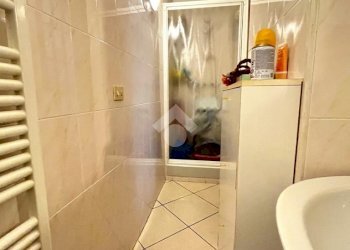 One-room apartment Via Galileo Galilei, Sanremo - photo 11