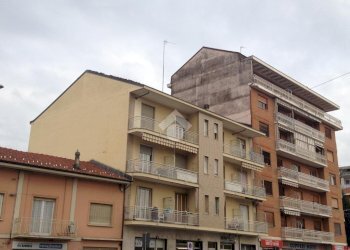 Three-room apartment Corso nazioni unite, Ciriè - photo 2