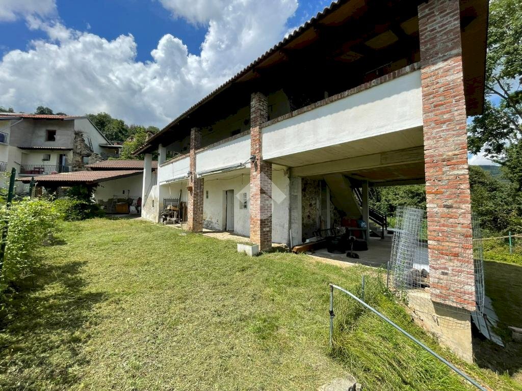 Casa indipendente Via Campo, Castelnuovo Nigra - foto 2