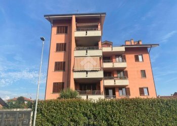 Three-room apartment Via Francesco Crispi, Parabiago - photo 1