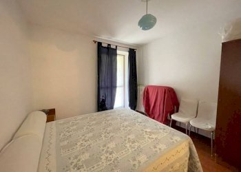 Camera da letto - Three-room apartment Frazione San Bartolomeo, 94, Chiusa di Pesio - photo 12