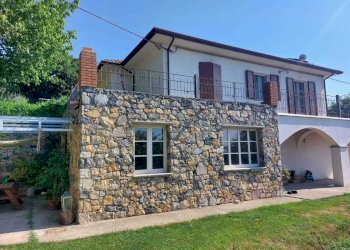 d7e513a6-1011-43f2-8c74-57919e6769d3.jpg - Villa Via Alla Fortezza, Sarzana - foto 22