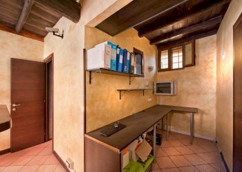 33848.jpg - Locale Commerciale Via del Boschetto, Grottaferrata - foto 4