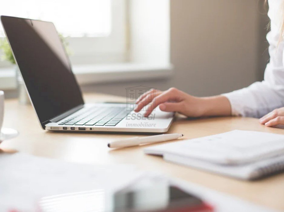 foto ufficio.jpg - Ufficio Via Castruccio Buonamici, Lucca - foto 1