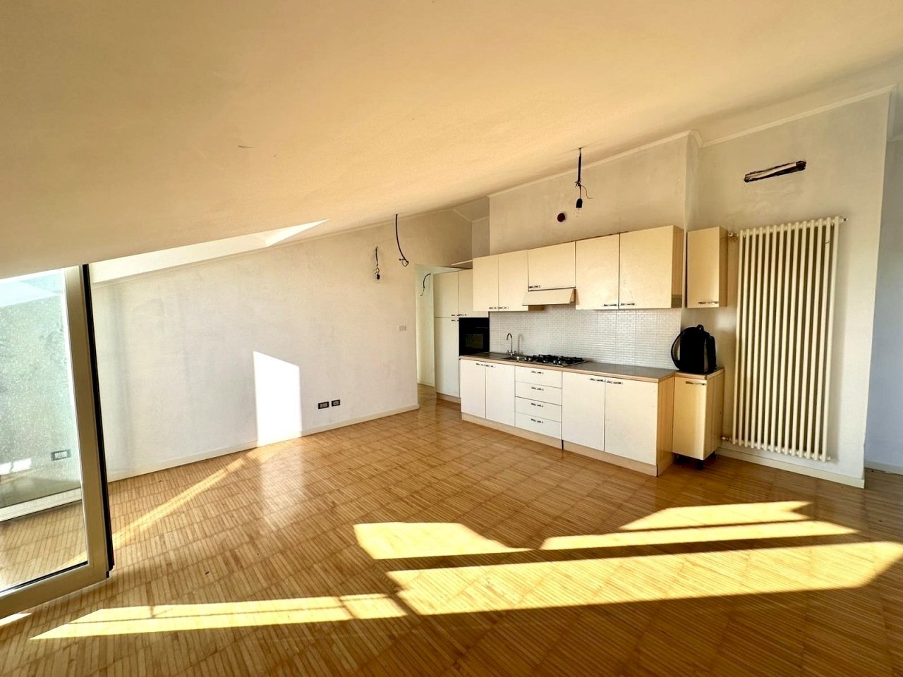 53ca42d2-b550-46c0-bca3-39e7b507cc17.jpg - Appartamento Via Grazia Deledda, Loano - foto 1