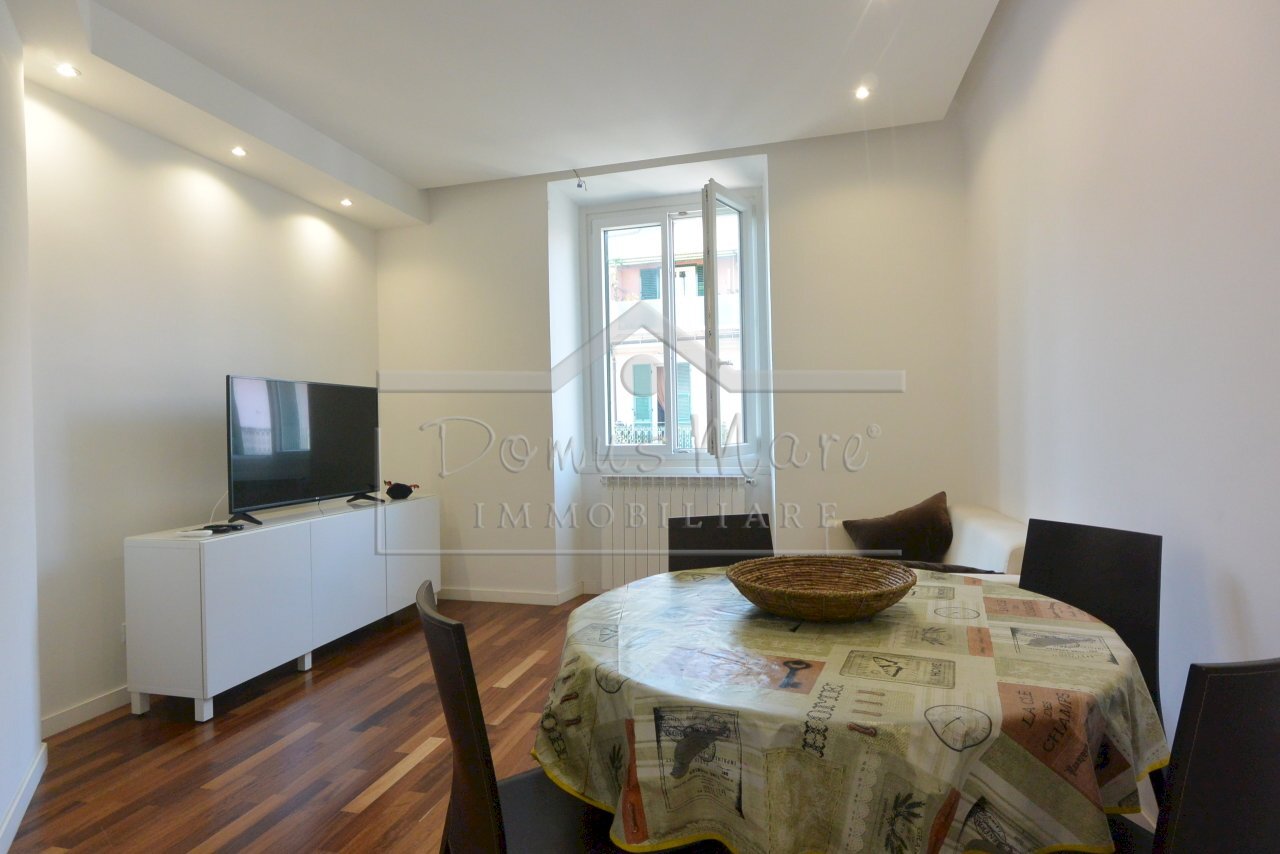 DSC_7875.JPG - Appartamento Via Agostino Monti 14, Savona - foto 2