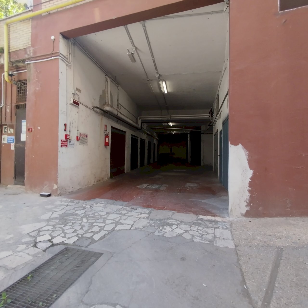 1721373405432.jpg - Box via jaopo da lentini, Pomezia - photo 3