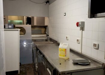 Locale Commerciale Salita Pallavicini, Genova - foto 9