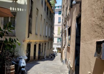 Locale Commerciale Salita Pallavicini, Genova - foto 11