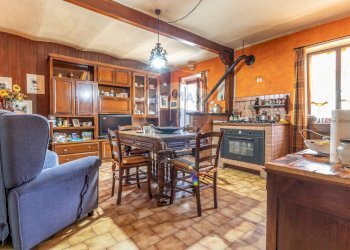 Casa indipendente Frazione Piolio, 9
Caprile, Caprile - foto 10
