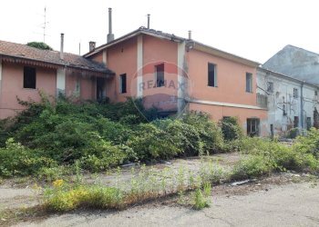 Farm via Circonvallazione, 1
Pertengo, Pertengo - photo 10
