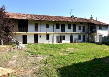 Semi-detached house Borgata Pianca, Trana - photo 2