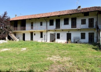 Semi-detached house Borgata Pianca, Trana - photo 14
