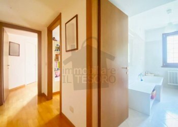 Villa via Filippo da Pietracuta, 13, San Leo - foto 27