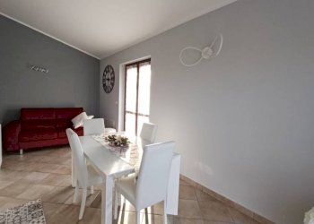 Salone - Two-room apartment Rosta - photo 4