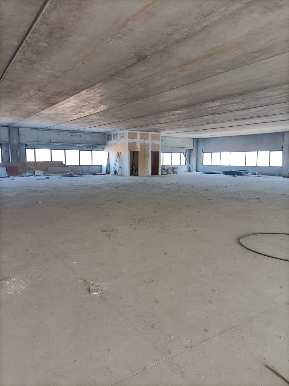 09 MARTINSICURO - LOCALE COMMERCIALE AFFITASI-.jpg - Locale Commerciale Martinsicuro - foto 2