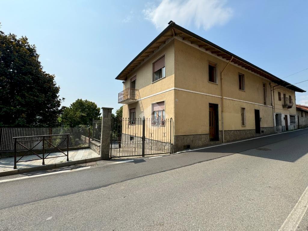 Three-room apartment Via Alpignano, Caselette - photo 1