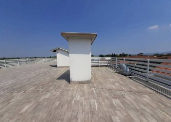 Negozio Caselle Torinese - foto 24