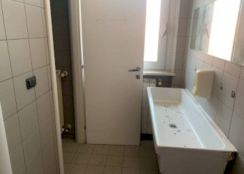 Negozio Caselle Torinese - foto 47