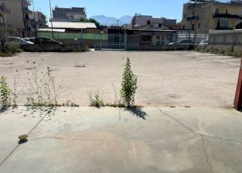 1 - Negozio via Commissario Ammaturo, Napoli - foto 4