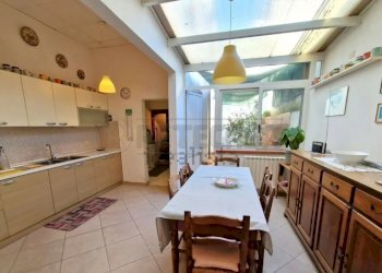 tinello pranzo - Porzione di casa Via Trento 1, Viareggio - foto 2