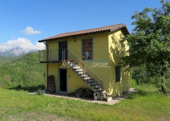 rif_225_fivizzano_ms_2917_foto_1.jpg - Villa Località Signano 17, Fivizzano - foto 3