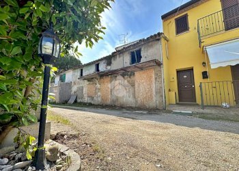 Semi-detached house Via roma, San Giovanni in Marignano - photo 8