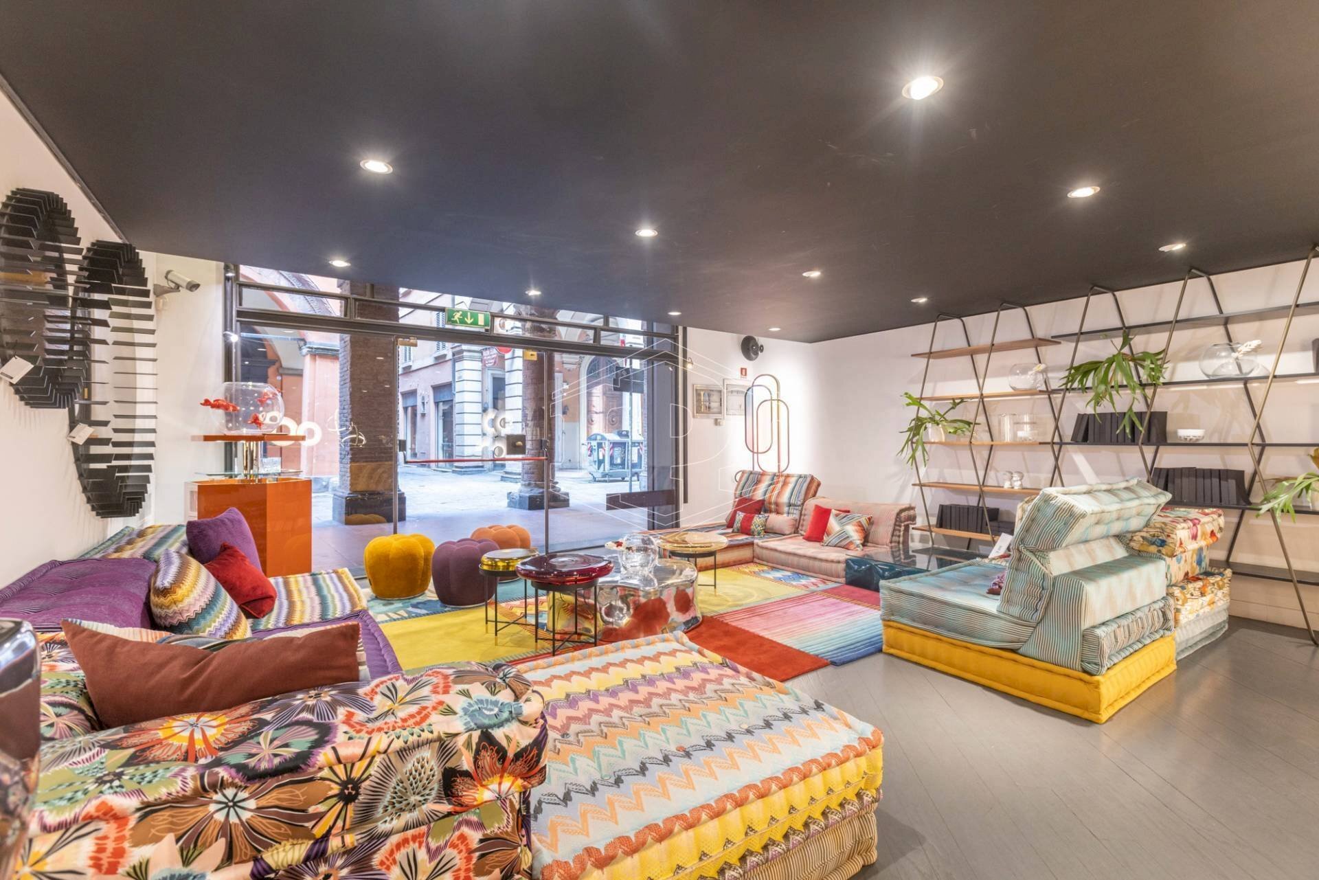 Locale Commerciale Strada Maggiore, Bologna (zona Centro Storico) - foto 1