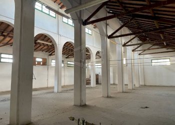 Locale Commerciale Via Amos Tragni 17, Gattatico - foto 6