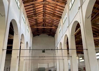 Locale Commerciale Via Amos Tragni 17, Gattatico - foto 7