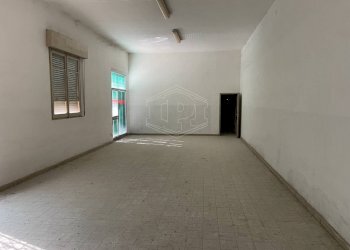 Locale Commerciale Via Amos Tragni 17, Gattatico - foto 10