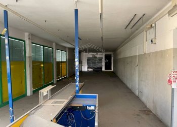 Locale Commerciale Via Trento 30, Fabbrico - foto 12