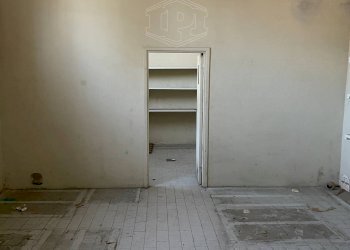 Locale Commerciale Via Marecchiese 666, Rimini - foto 5