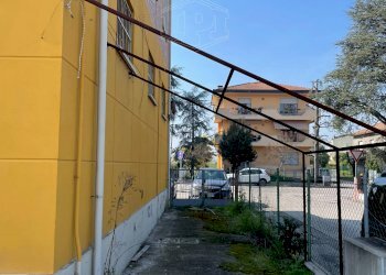 Locale Commerciale Via Marecchiese 666, Rimini - foto 13