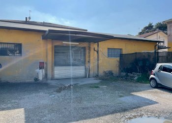 Locale Commerciale Via Marecchiese 666, Rimini - foto 16