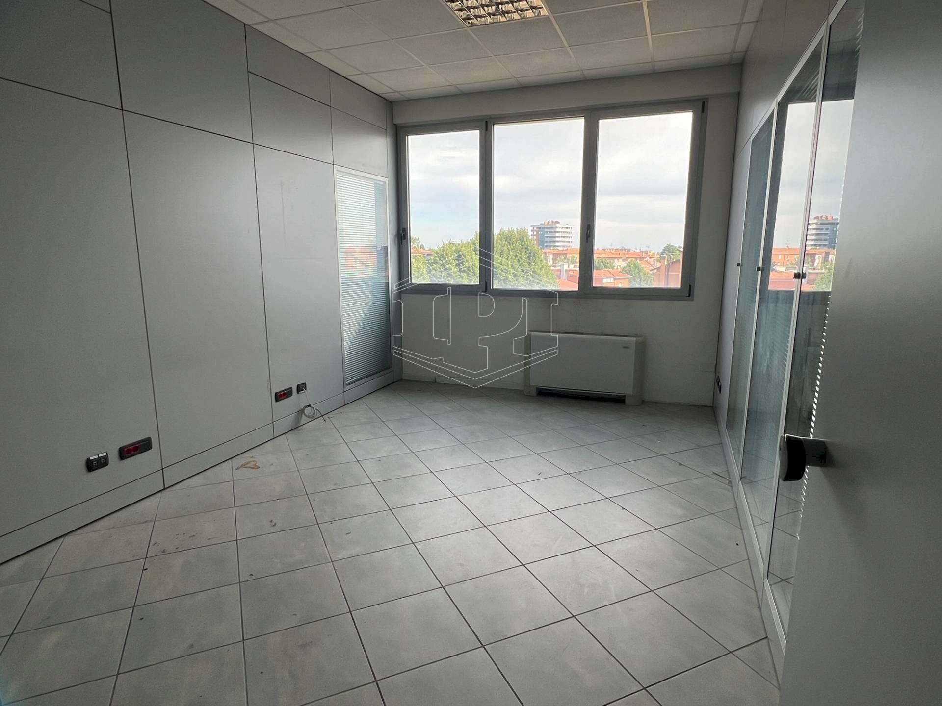 Office Via Rimini, Bologna (neighborhood Corticella) - photo 3