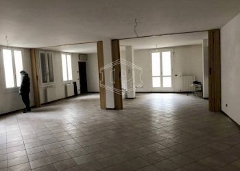 Ufficio Corso Porta Reno, Ferrara (zona Centro Storico) - foto 14