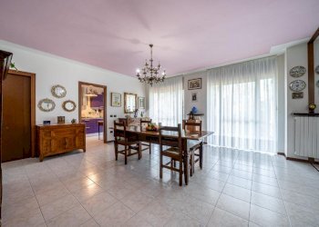 Four-room apartment Via Rosemberg, Bibbiano - photo 9