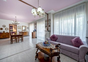 Four-room apartment Via Rosemberg, Bibbiano - photo 7
