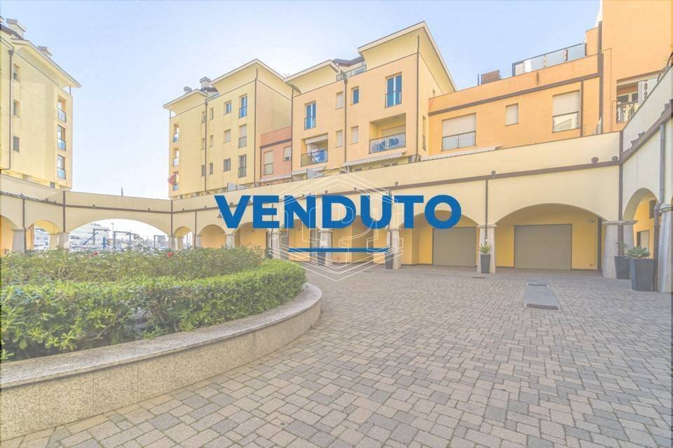 Apartment Via Cibrario, Genova (neighborhood Sestri Ponente) - photo 1